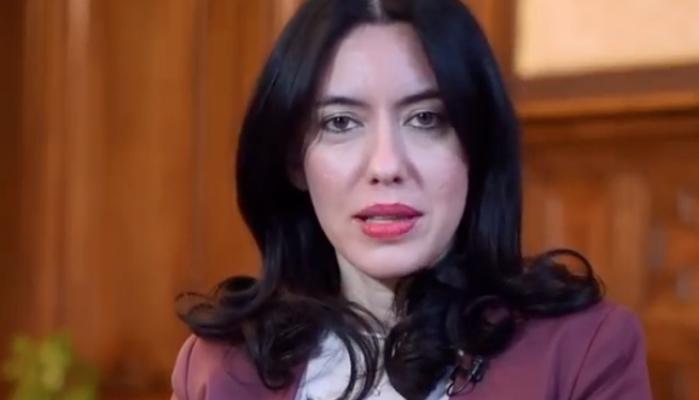 Maturità 2021, terza media, ritorno a scuola: cosa ci aspetta? Le risposte di Azzolina su Instagram